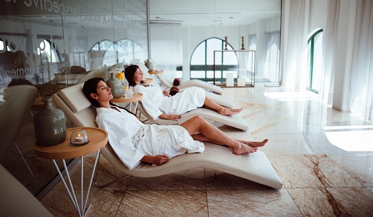 Exploring the Luxurious Experiences: What Do You Do at a Spa?