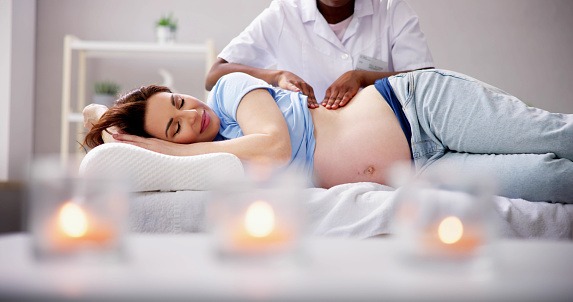 Nurturing the Bump: A Guide to Safe and Soothing Belly Massages During Pregnancy
