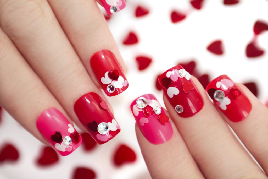 red-nails